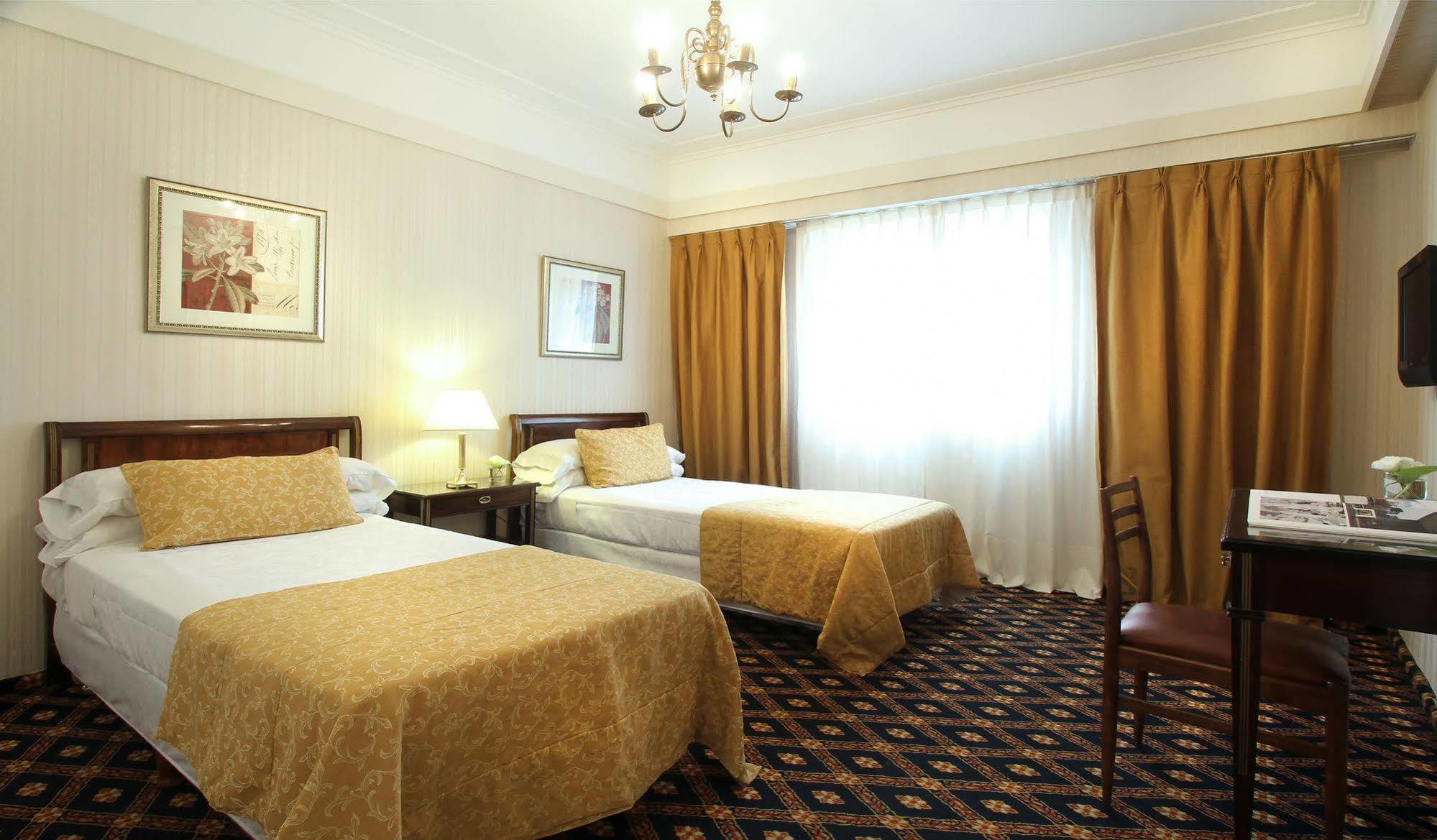 Carsson Hotel Downtown Buenos Aires Exterior foto